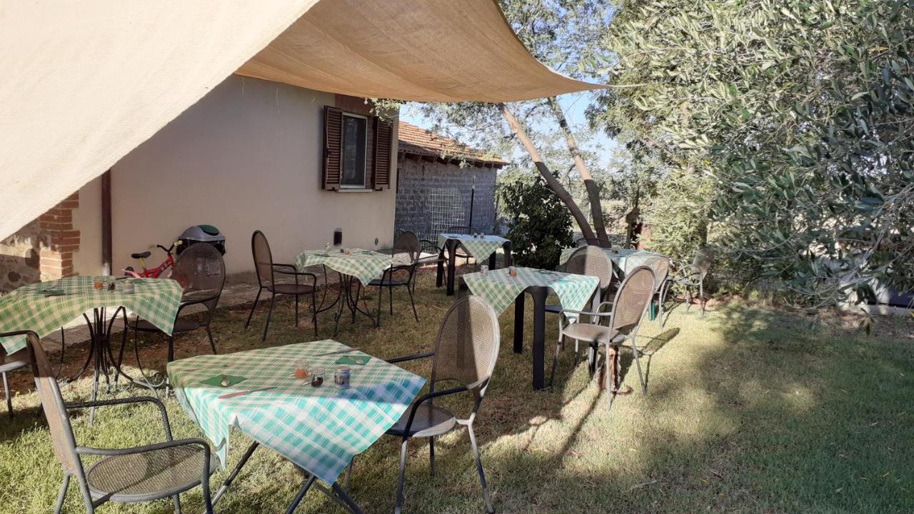 サトゥルニア Poggio Marioヴィラ エクステリア 写真